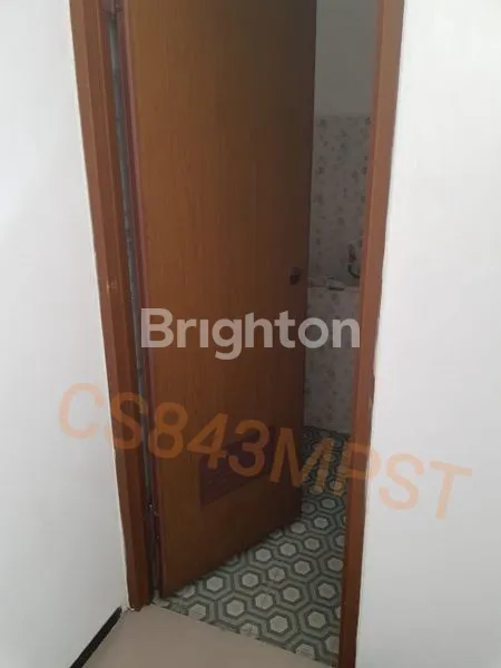 image RUKO 1M AN RAYA SEMAMPIR GRESS 2 LANTAI (7)