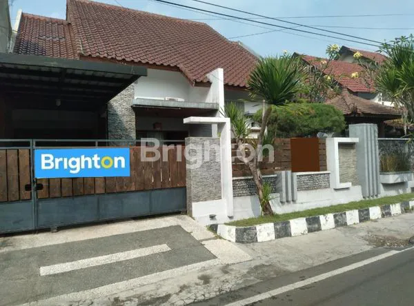 image RUMAH MENARIK SIAP HUNI, ADA FURNITURE (8)
