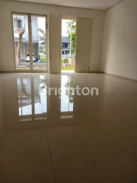 image RUMAH MINIMALIS BARU GRESS PAKUWON INDAH LISBON SURABAYA BARAT (6)