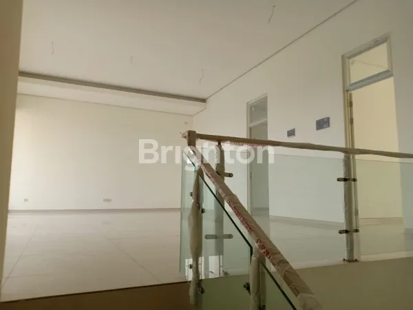 image RUMAH MINIMALIS BARU GRESS PAKUWON INDAH LISBON SURABAYA BARAT (7)