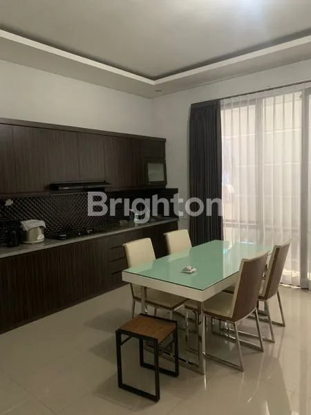 image RUMAH MINIMALIS, CANTIK, 2 LANTAI, FULL FURNISHED (8)