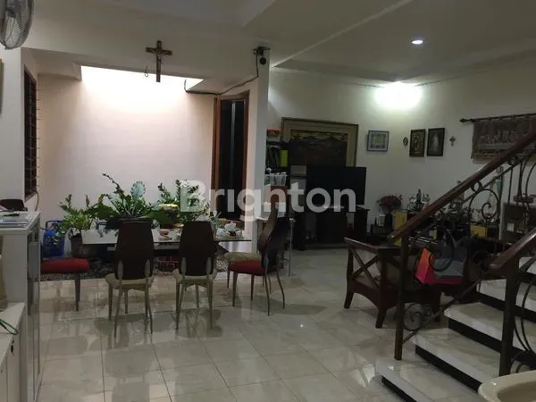 image RUMAH GRAHA FAMILI BLOK R KONDISI TERAWAT (1)