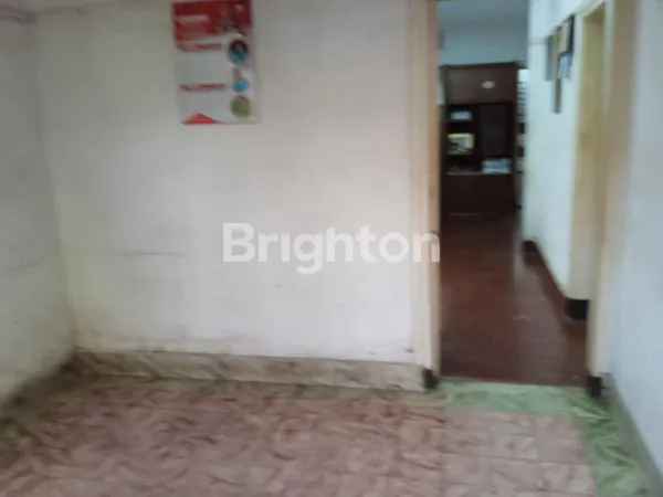 image RUMAH TINGGAL DI TENGAH KOTA (5)