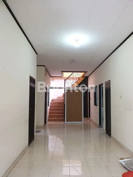 image RUMAH 1.5 LANTAI SUTOREJO (1)