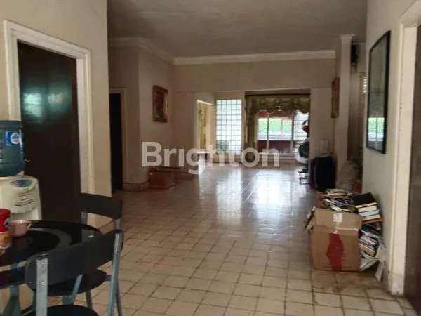 image RUMAH LUAS DI NOL JALAN PUSAT KOTA BATU  (5)