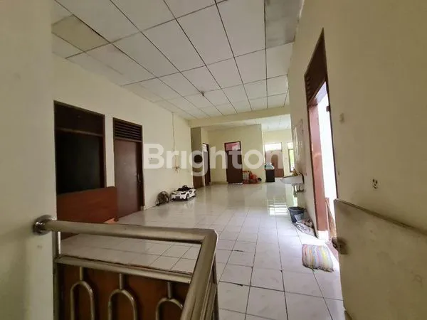 image RUMAH 2 LT LUAS DI TAMAN JELAMBAR KAV POLRI JAKARTA (2)