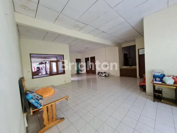 image RUMAH 2 LT LUAS DI TAMAN JELAMBAR KAV POLRI JAKARTA (5)