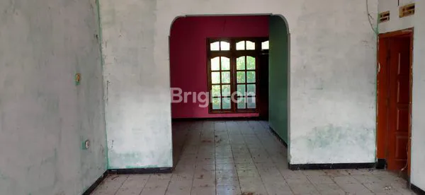 image RUMAH LAMA MADIUN KOTA, COCOK UNTUK INVESTASI (3)