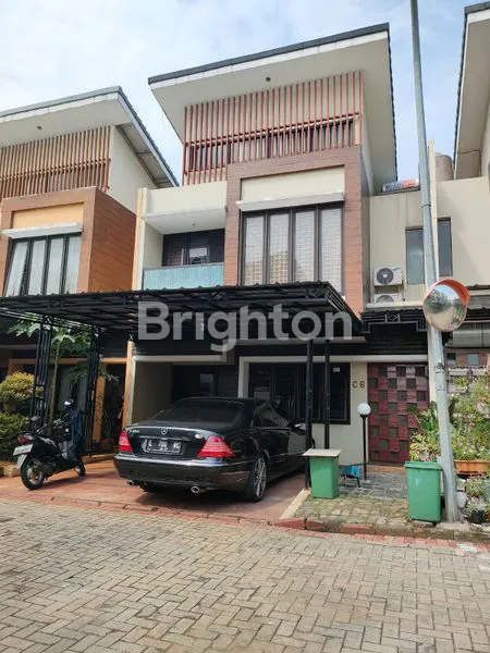 image HUNIAN MEWAH CANTIK  FULL FURNISHED (1)