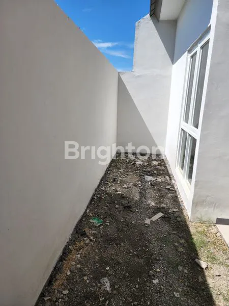 image ALANA CEMANDI TAHAP 2 , POSISI DEKAT PINTU MASUK RUMAH BAGUS MURAH SIAP HUNI LOKASI STRATEGIS (4)