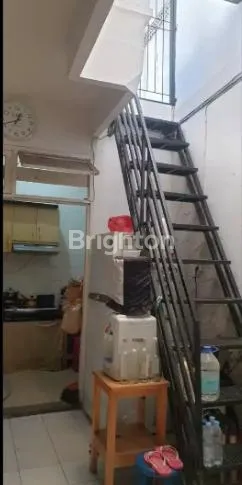 image RUMAH STRATEGIS 2 LANTAI DI RAWAMANGUN JAKARTA (3)