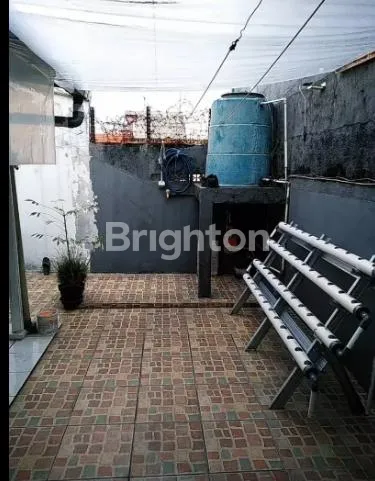 image RUMAH STRATEGIS 2 LANTAI DI RAWAMANGUN JAKARTA (5)