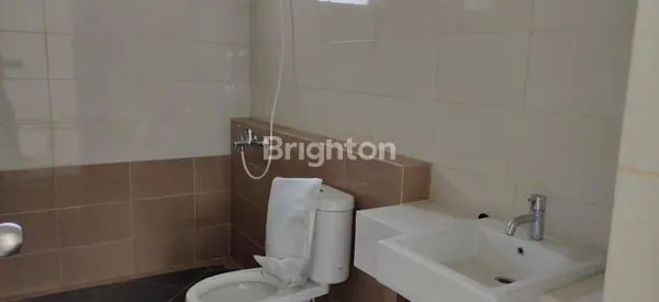 image RUMAH 2LT CLUSTER ELYSIA SUVARNA SUTERA BY ALAM SUTERA GROUP CIKUPA TANGERANG (2)