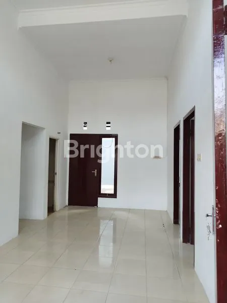 image RUMAH BARU STRATEGIS KOTA KEDIRI (3)