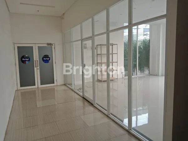 image KIOS TAMANSARI SKYLOUNGE NEGLASARI POSISI DI PINTU MASUK ANTARA APARTEMEN DAN HOTEL (5)