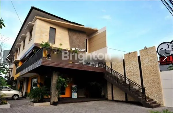 GEDUNG EX HOTEL LENGKAP DENGAN POOL DAN RESTAURANT DI DEWI SRI KUTA