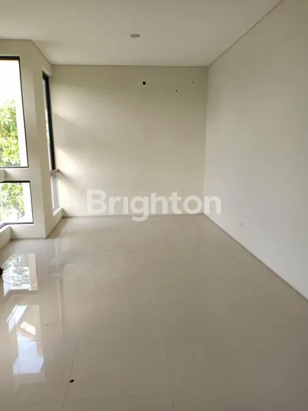 image RUMAH MINIMALIS 2 LANTAI NORTHWEST LAKE CITRALAND UTARA (6)