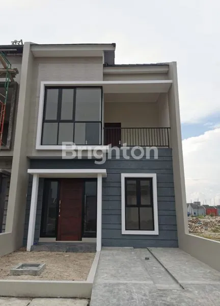 image GRAND ALANA REGENCY, RUMAH BARU DI LOKASI PREMIUM, SURABAYA (1)