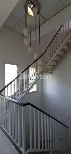 image RUMAH 3 LANTAI DI CITRA GRAND CITY (6)