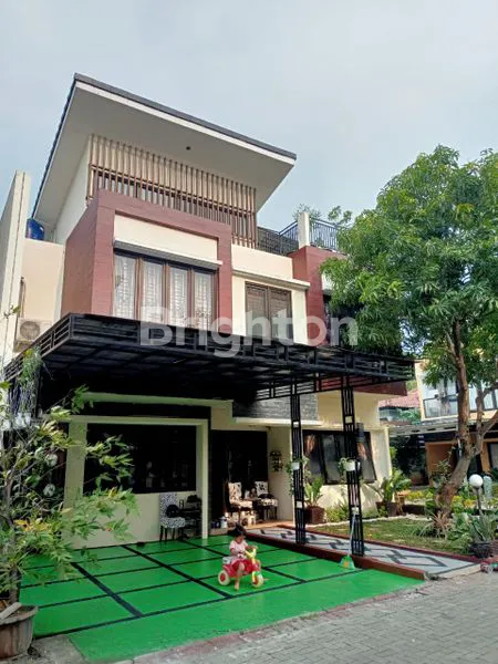 image HUNIAN MEWAH MINIMALIS DI CASADIA (1)