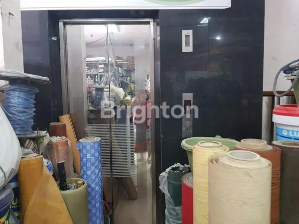 image RUKO GANDENG DI BOULEVARD KELAPA GADING (1)