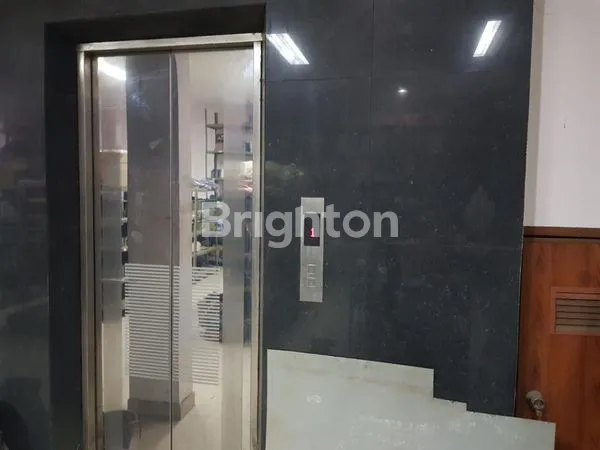 image RUKO GANDENG DI BOULEVARD KELAPA GADING (3)