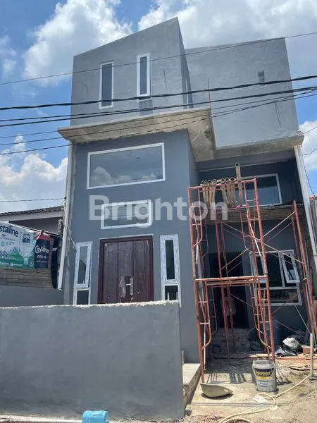 image RUMAH 3 LANTAI  DI CIKUPA (1)