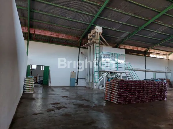 image GUDANG DAN TANAH DI JL MANUNGGAL TUBAN (6)