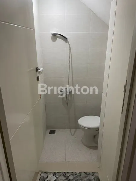 image RMH BARU 2 LANTAI NORTHWEST LAKE (7)