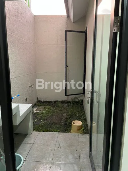 image RMH BARU 2 LANTAI NORTHWEST LAKE (8)