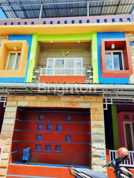 image JUAL CEPAT !! FREE BIAYA PAJAK !RUMAH KOS BARU 4LT, 10 KAMAR + FURNITURE HANYA 7\' KE SUHAT DEKAT KAMPUS HARGA MURAH! (5)