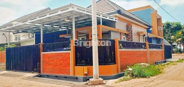 image MURAH! BEBAS PAJAK PEMBELI & BALIK NAMA , RUMAH HOOK BAGUS KOKOH 1.5 LT LOKASI DEKAT SUHAT AREA IKAN TOMBRO KOTA MALANG (3)