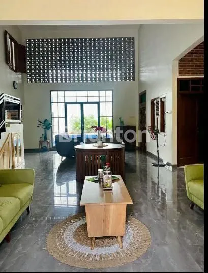 image RUMAH 2 LT FULL FURNISH ADA KOLAM RENANG DI VILLA KALIJUDAN INDAH SURABAYA DEKAT GALAXY MALL (4)