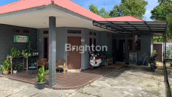 image RUMAH BESAR HOOK BERSIH DAN ASRI (2)
