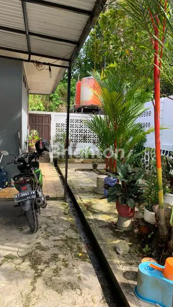 image RUMAH BESAR HOOK BERSIH DAN ASRI (3)