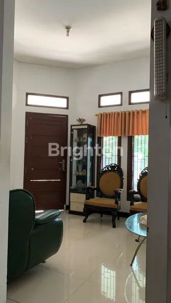 image RUMAH BESAR HOOK BERSIH DAN ASRI (7)