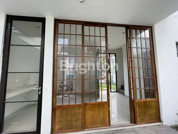 image RUMAH BARU GRESS SIAP HUNI 2 LANTAI DENGAN KONSEP JAPANESE (8)