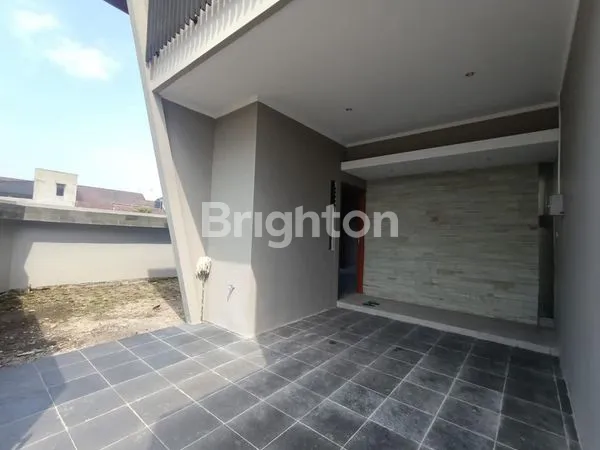 image RUMAH BARU GRESS 2 LT FULL FURNISH DI PERUMAHAN CLUSTER SOLO BARU (3)