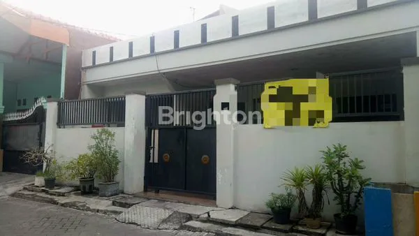 image RUMAH DI KARANG EMPAT, LOKASI STRATEGIS, LINGKUNGAN NYAMAN, AMAN, DAN TENANG, SURABAYA (1)