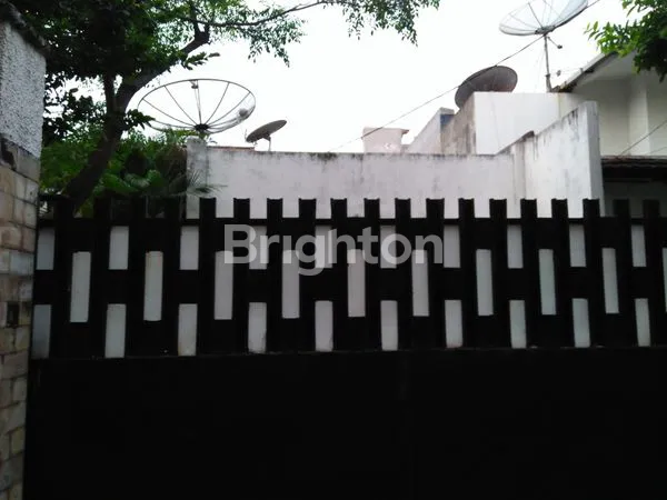 image RUMAH TUA ASRI & ELEGAN KAYU PUTIH (8)