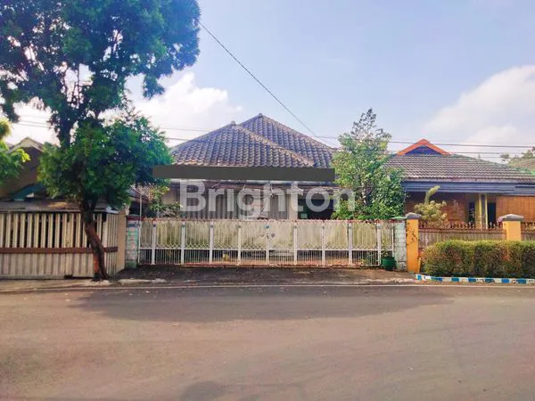 image COCOK UTK USAHA! RUMAH + RUKO BESAR TANAH LUAS ROW JALAN 10 M DI SULFAT (1)