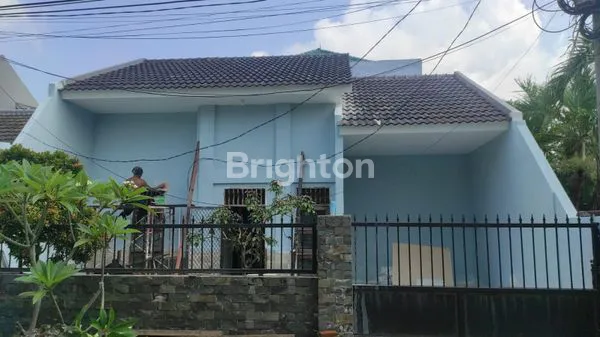 image RUMAH HOOK PURI INDAH SIDOARJO (1)