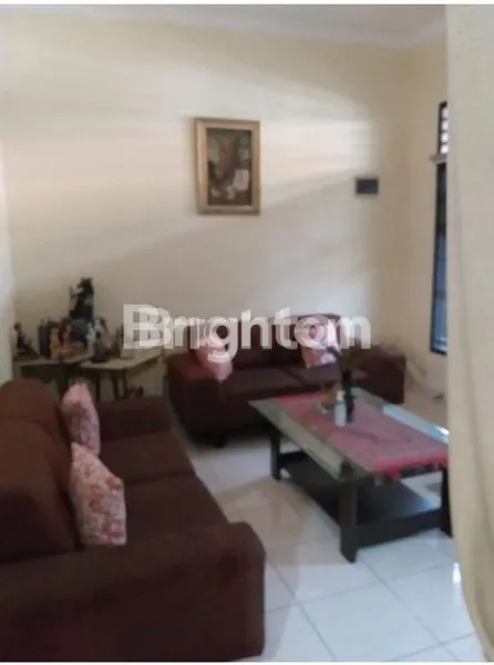 image RUMAH ASRI DAN CANTIK SIAP HUNI DI TEBET TIMUR, JAKARTA (7)