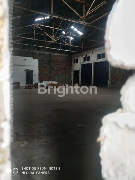 image BANGUNAN STRATEGIS DI PETUNG (3)