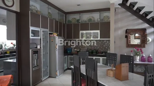 image RUMAH MEWAH LOKASI  DEMANG (6)