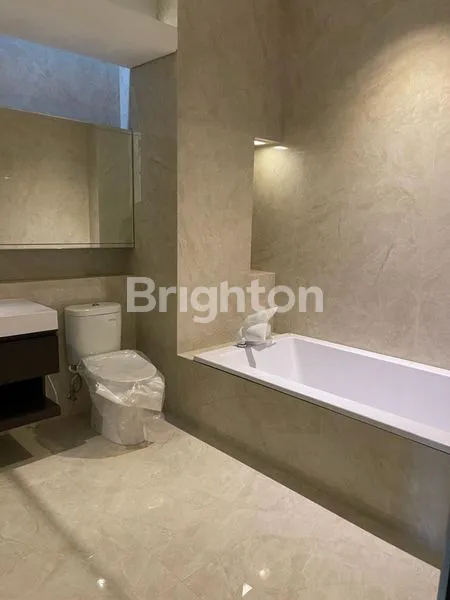 image RUMAH BARU MEWAH 2LT DI ARAYA SURABAYA LOKASI DEKAT MERR HOKKY (3)