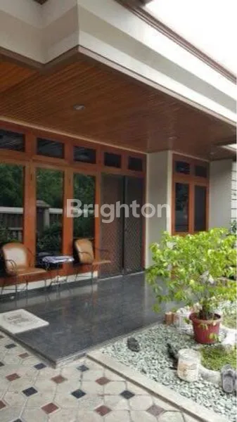 image RUMAH TERAWAT SIAP HUNI MANYAR TIRTOYOSO (1)