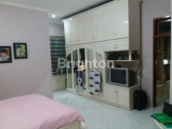 image RUMAH TERAWAT SIAP HUNI MANYAR TIRTOYOSO (4)