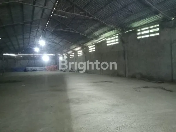 image GUDANG DIJUAL PUSAT KOTA (2)