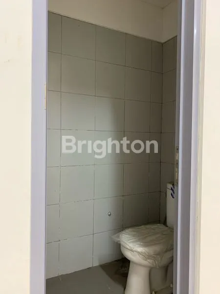 image RUKO SIAP PAKAI 2 LANTAI VIDA BEKASI LOKASI STRATEGIS DESIGN ARSITEKTUR TERNAMA MEWAH HIJAU AMAN NYAMAN KAWASAN TERPADU LENGKAP FASILITAS LOKASI AREA SEKOLAH INTERNASIONAL BINUS VIDA BEKASI NAROGONG (3)